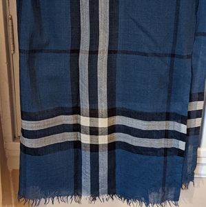 Authentic Burberry lightweight scarf